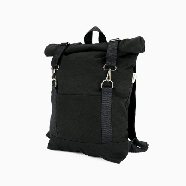 Roll top backpack black – reinforced black straps