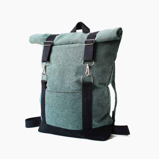 Roll top backpack green turquoise – reinforced black straps