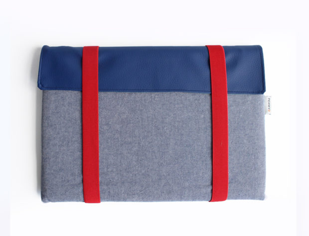 laptop sleeve blue