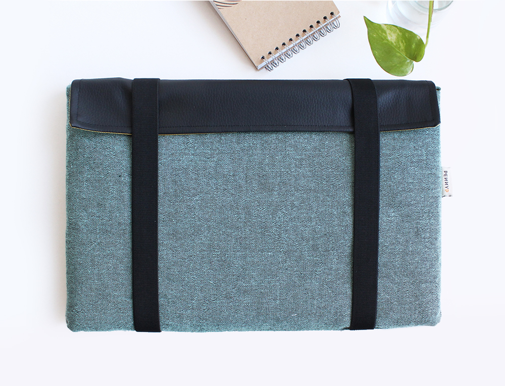 laptop sleeve green