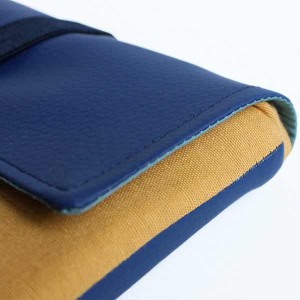 laptop sleeve blue